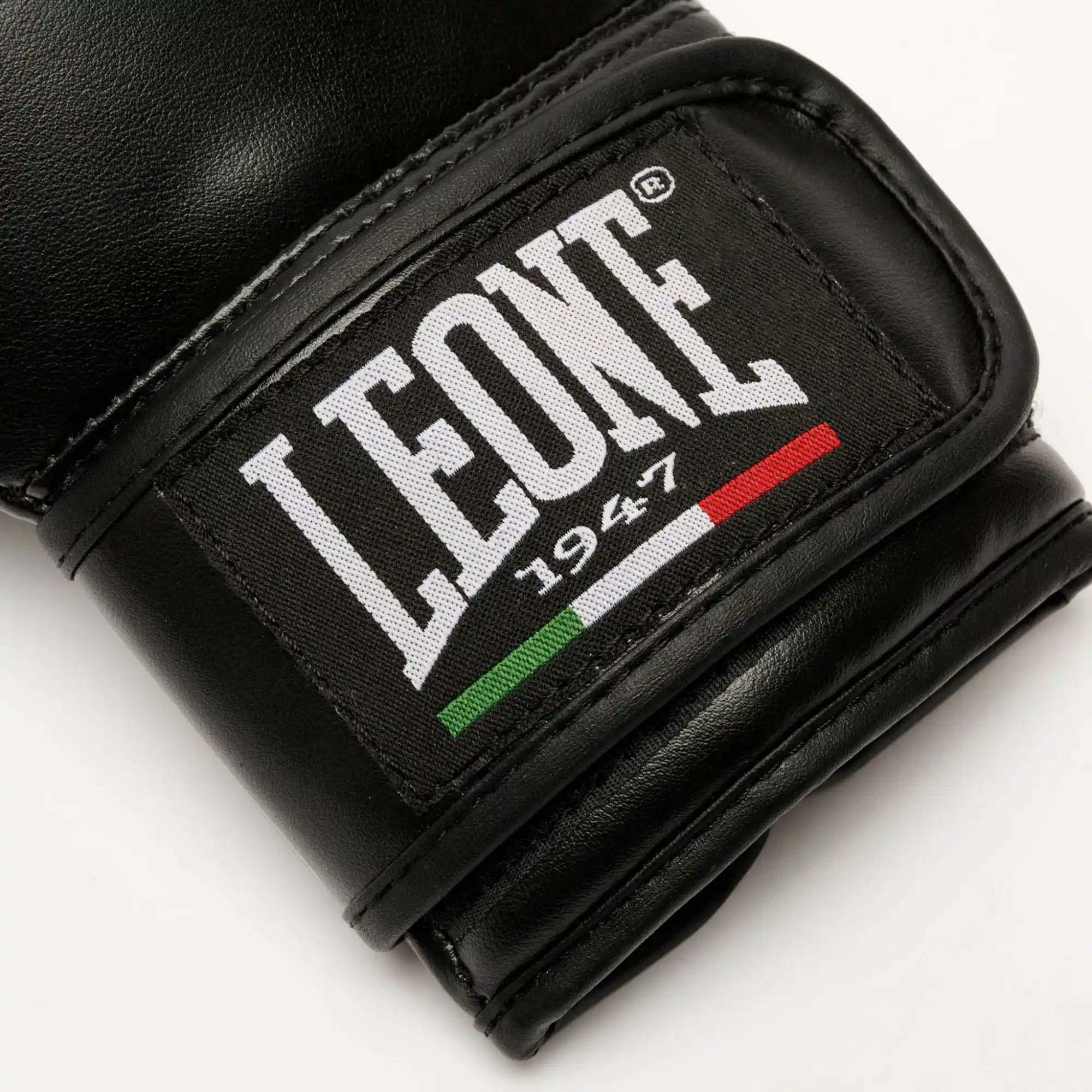 c3f409c49ed42254f7244bc3b41bce16 THUNDER BOXING GLOVES - Image 6